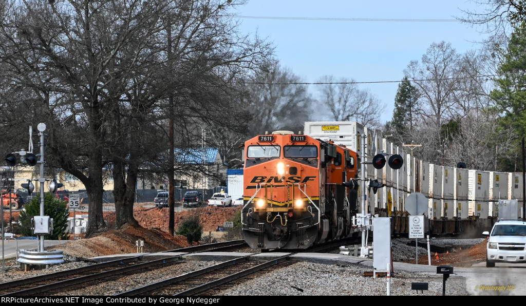 BNSF 7611